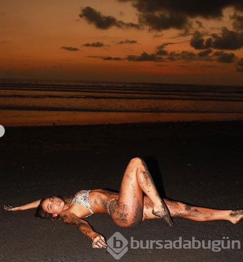 Kendine hayran bıraktı! Sommer Ray...