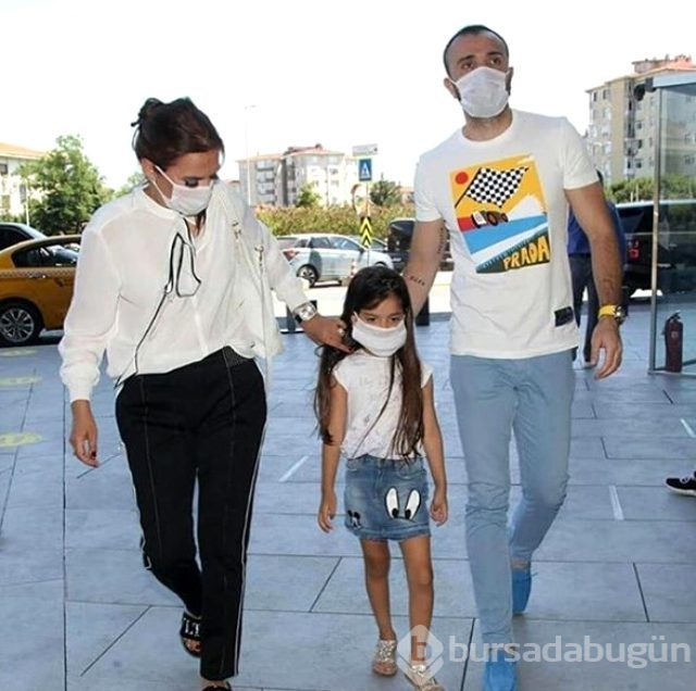 Demet Akalın, boğazda restoran açtığı yönündeki haberleri yalanladı
