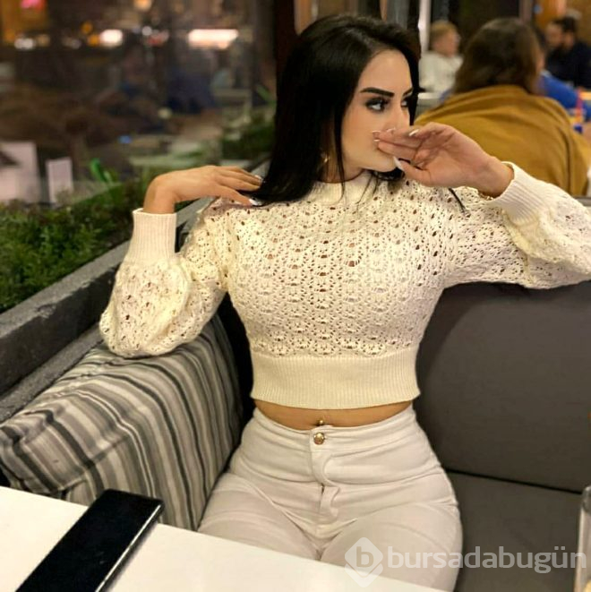 Çırılçıplak pozunu sansürsüz paylaşan fenomen gelin adayı Naz Mila, hayranlarını kızdırdı