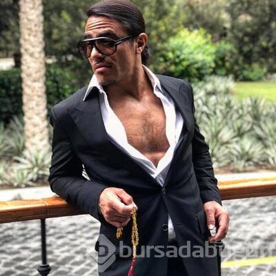 Nusret Gökçe yağmurun tadını böyle çıkardı...
