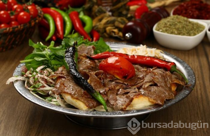 Bodrum yine abarttı! 1 tabak döner 370 lira....