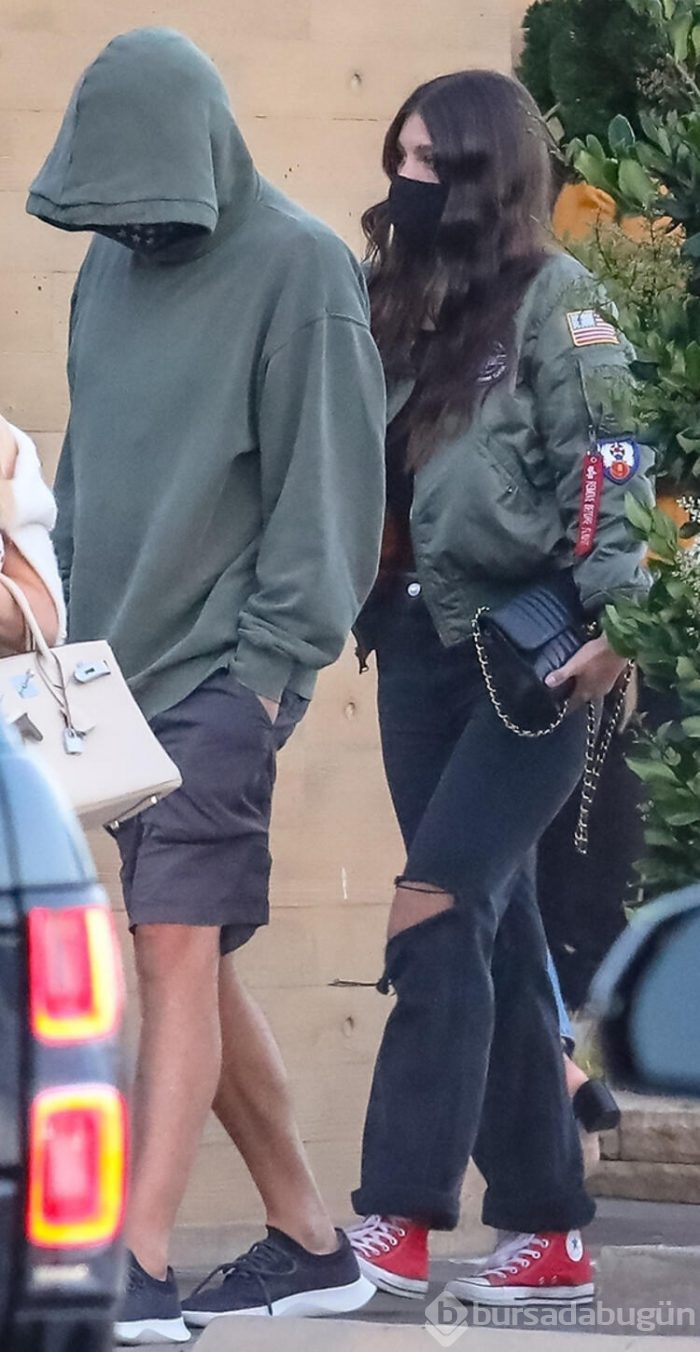 Leonardo DiCaprio objektiflerden böyle gizlendi