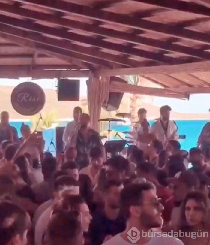 Berkay'a polis şoku! Konser olaylı bitti