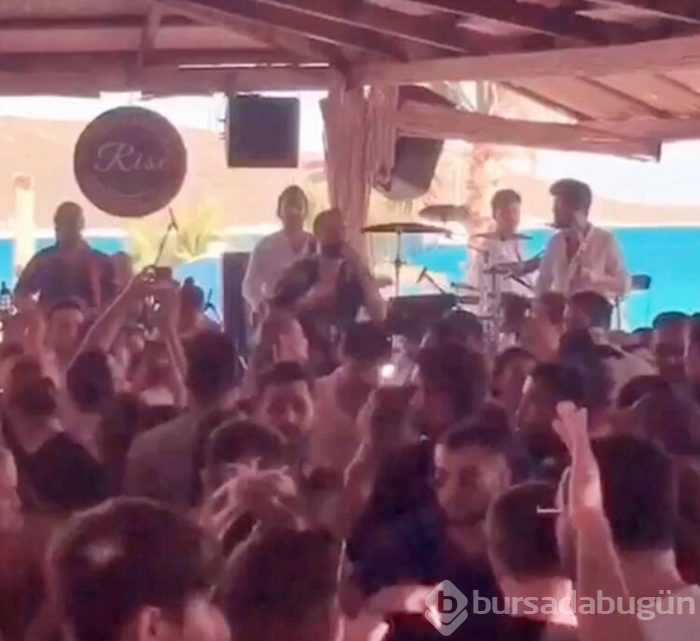 Berkay'a polis şoku! Konser olaylı bitti