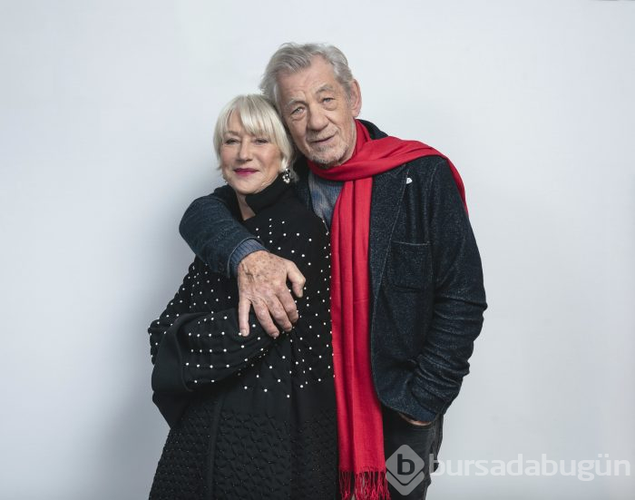 Helen Mirren, uçaktaki haliyle şaşırttı