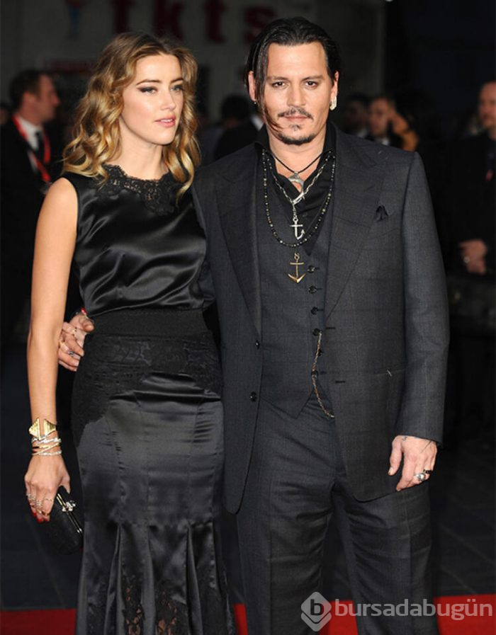 Şok iddia: Johnny Depp köpek gibi uluyarak Amber Heard'e saldırdı