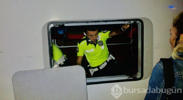 Bursa'da yolcu otobüsü devrildi! Ölü ve çok sayıda yaralı var