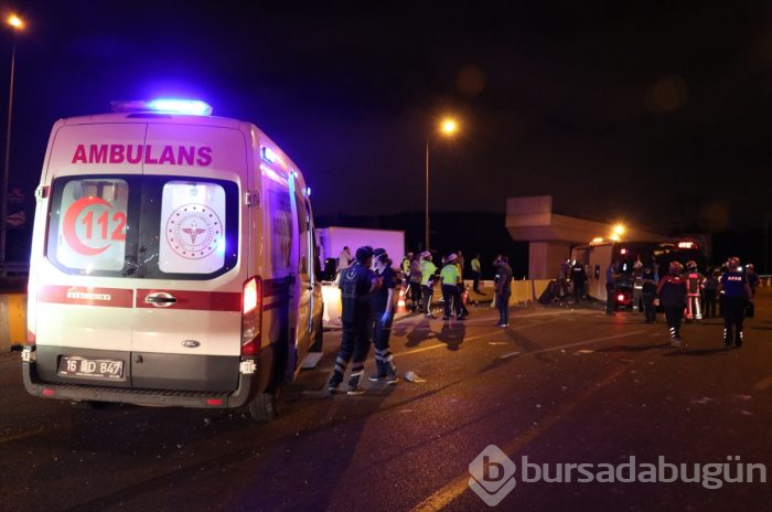 Bursa'da yolcu otobüsü devrildi! Ölü ve çok sayıda yaralı var