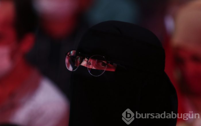 Bursa'da vatandaşlar demokrasi için meydanlara akın etti
