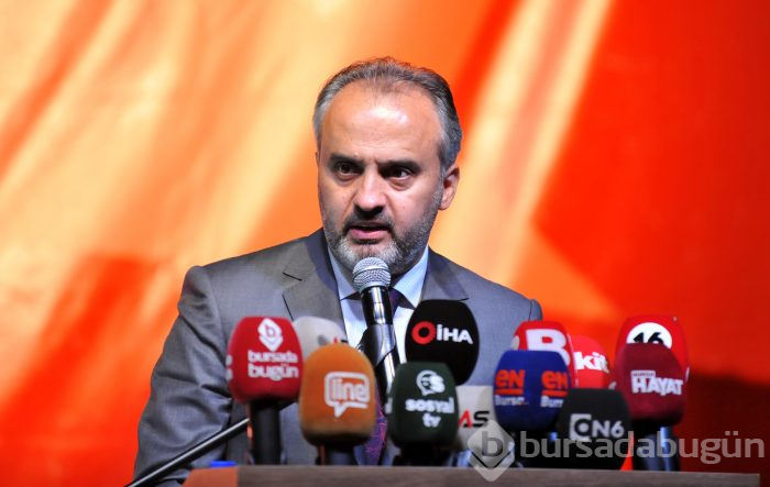 Bursa'da vatandaşlar demokrasi için meydanlara akın etti
