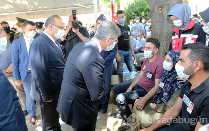 Şehit komiser yardımcısı, Bursa'da gözyaşlarıyla toprağa verildi