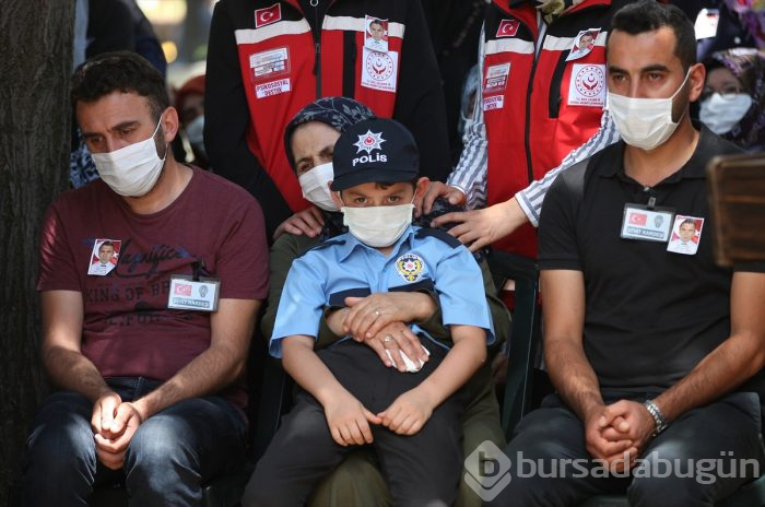 Şehit komiser yardımcısı, Bursa'da gözyaşlarıyla toprağa verildi