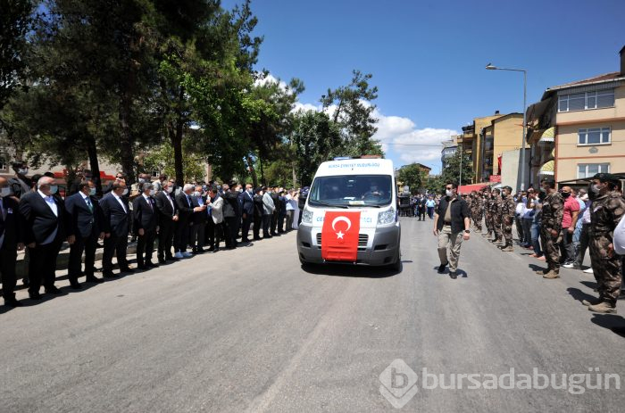 Şehit komiser yardımcısı, Bursa'da gözyaşlarıyla toprağa verildi