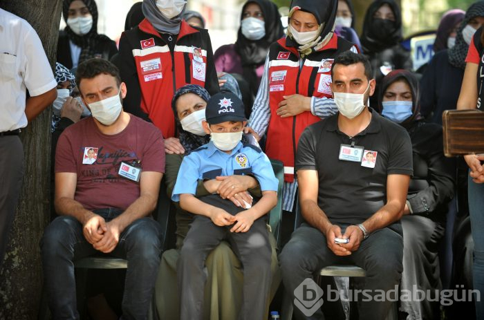 Şehit komiser yardımcısı, Bursa'da gözyaşlarıyla toprağa verildi
