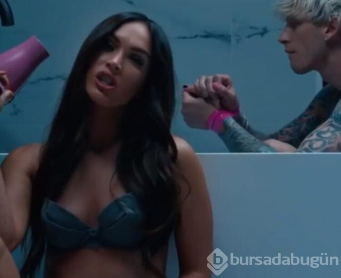 Megan Fox'a benzetilmemek için vücudunu dövmeyle kaplattı