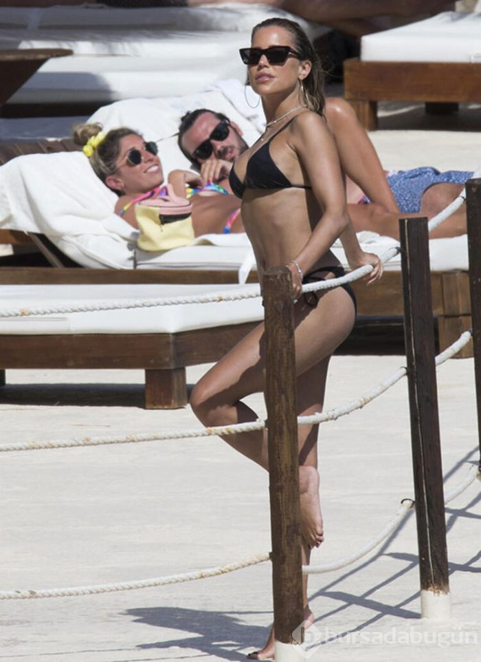 Sylvie Meis ile Niclas Castello sahilde aşka geldi!