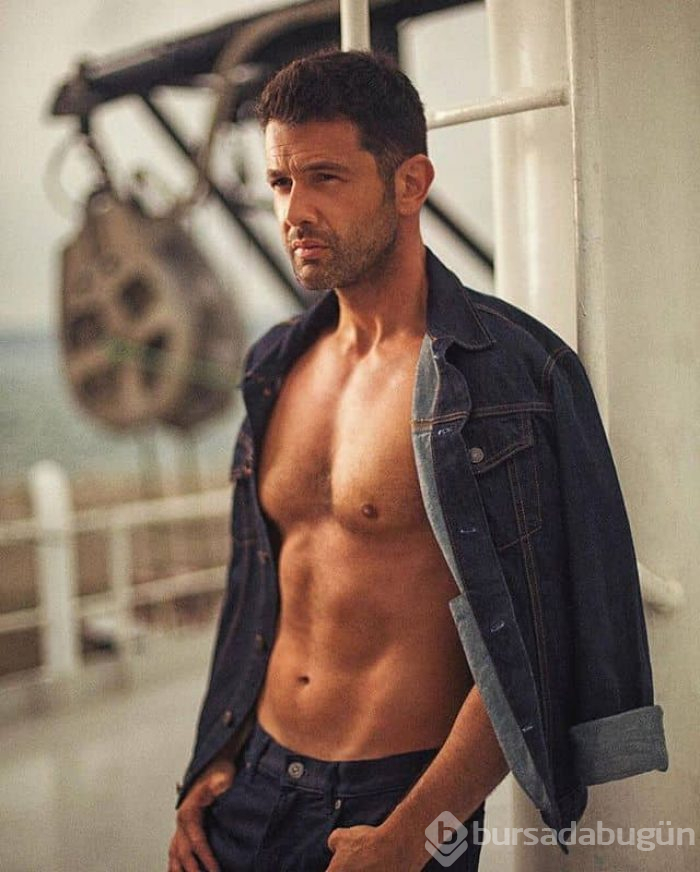 Keremcem: Göbeğimi içeri çekiyorum