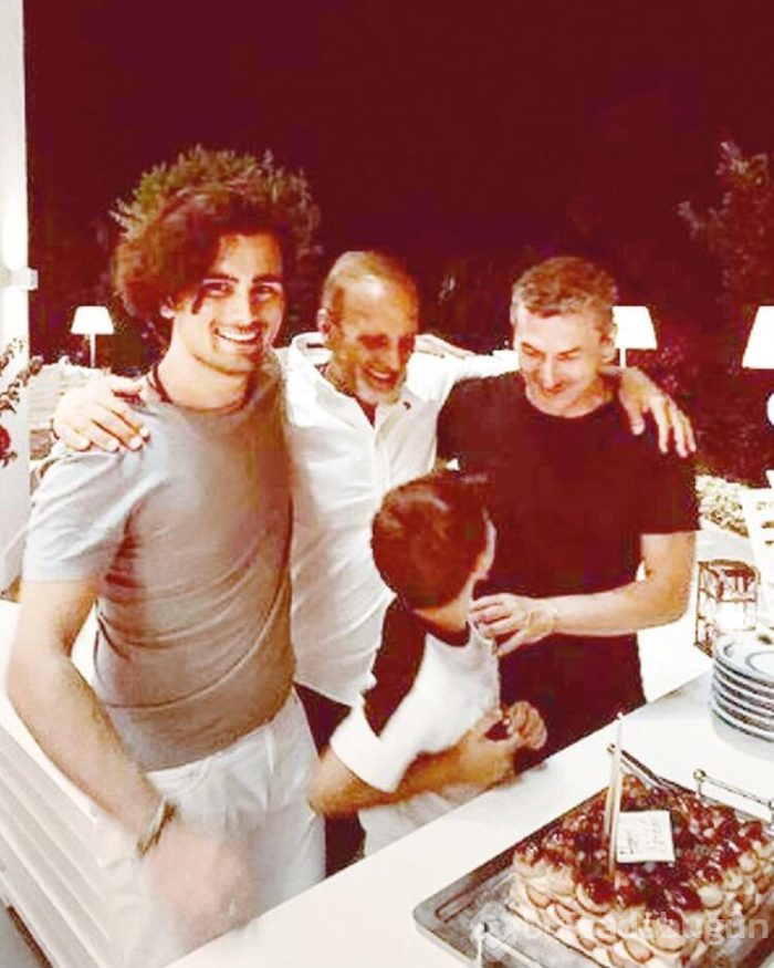 Adnan Aksoy, Güzide Duran ve Aksoy'un eski eşi Jülide Bernardini doğum günü partisinde buluştu
