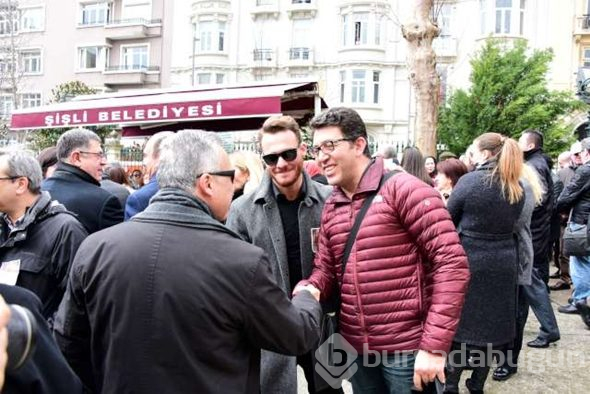 Kerem Bürsin'in acı günü