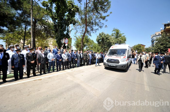 Bursa, şehidini son yolculuğuna uğurladı