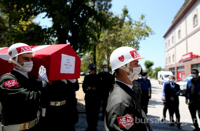 Bursa, şehidini son yolculuğuna uğurladı