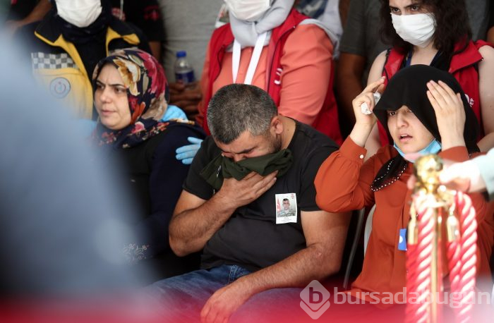 Bursa, şehidini son yolculuğuna uğurladı