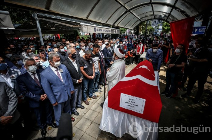 Bursa, şehidini son yolculuğuna uğurladı