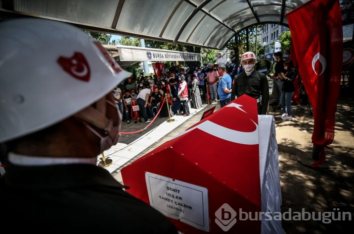 Bursa, şehidini son yolculuğuna uğurladı