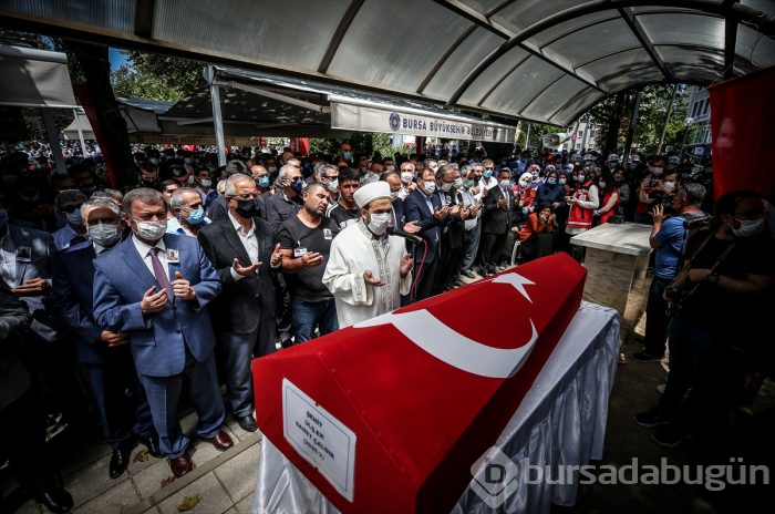 Bursa, şehidini son yolculuğuna uğurladı