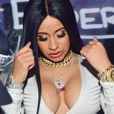 Cardi B'den Kösem Sultan yorumu: Düşmanlarını öldürmesi zaman alıyor