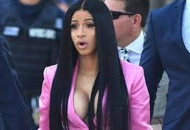Cardi B'den Kösem Sultan yorumu: Düşmanlarını öldürmesi zaman alıyor