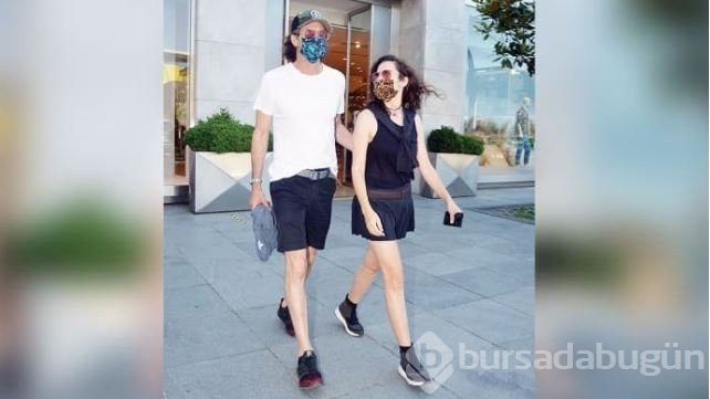 Oh be sonunda! (Belçim Bilgin ve sevgilisi Alfredo Di Blasio)