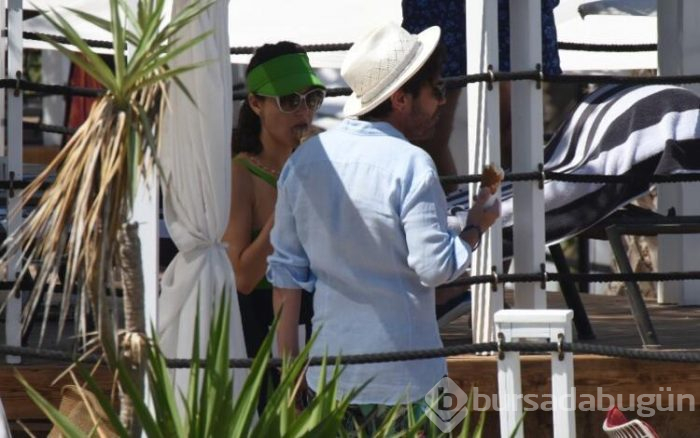 Beren Saat'ten tatil pozu
