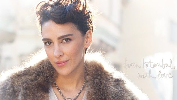 Modacı Ceylan Atınç göğsüne taktırdığı silikonlar yüzünden kanser oldu