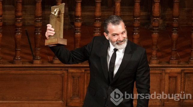 Antonio Banderas'ın koronavirüs testi pozitif çıktı