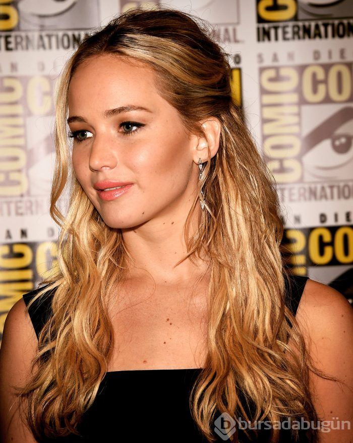 Jennifer Lawrence, sattığı evden 5.61 milyon zarar etti
