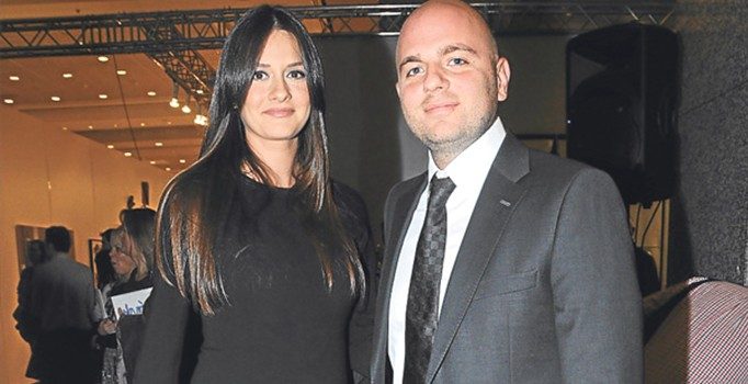 İzzet Özilhan'dan 'Kriz devam ediyor mu?' sorusuna yanıt!