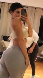 Kylie'den 23. yaş paylaşımı: En güzel hediye