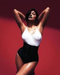 Kylie'den 23. yaş paylaşımı: En güzel hediye