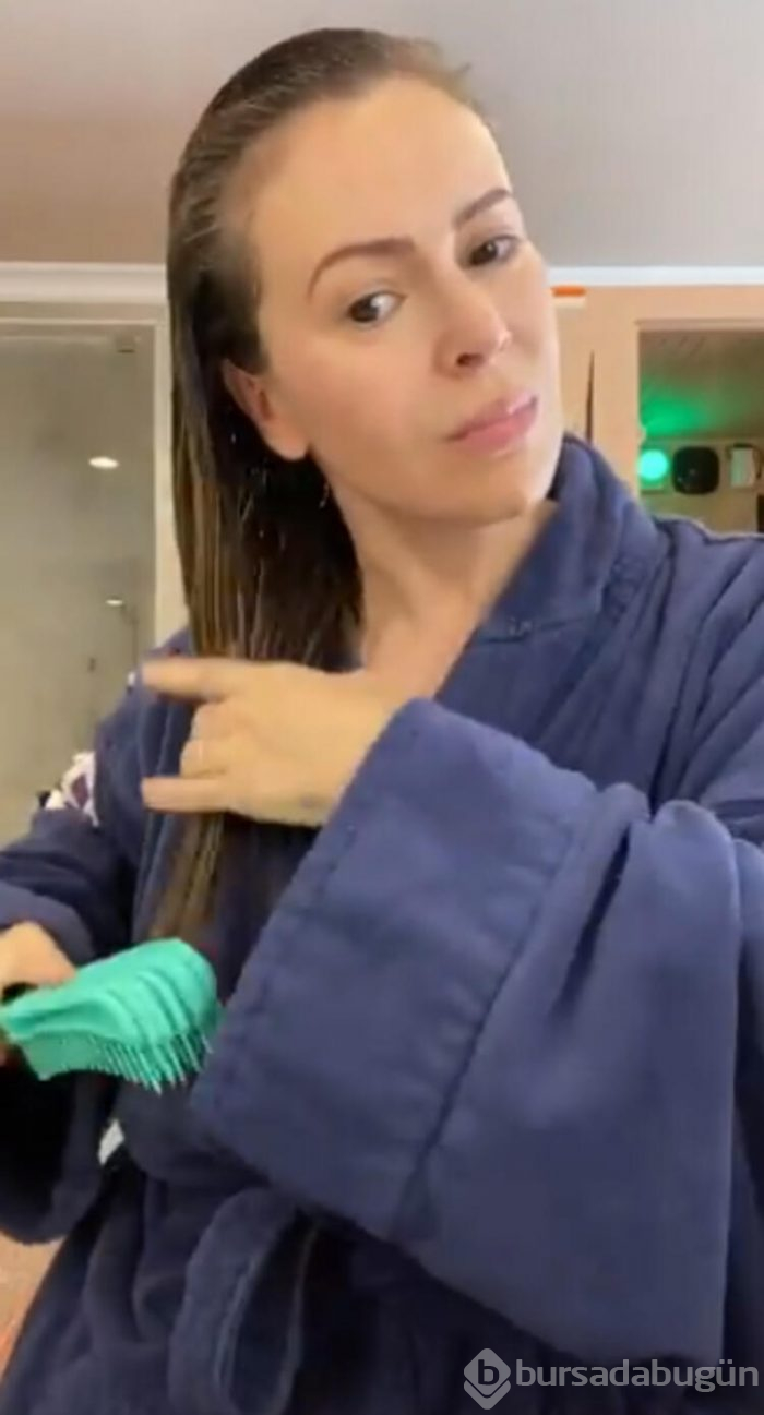 Alyssa Milano: Koronavirüs yüzünden saçlarım dökülüyor