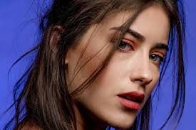 Enis Arıkan'dan Hazal Kaya paylaşımı