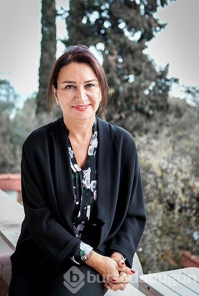 Demet Akbağ: Gençlere devrettik artık