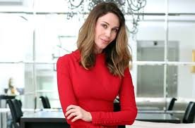 Demet Şener trafiğe takıldı