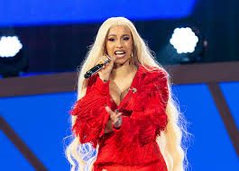 Cardi B.'ye hayranlarından 'Aşk-ı Memnu' önerisi