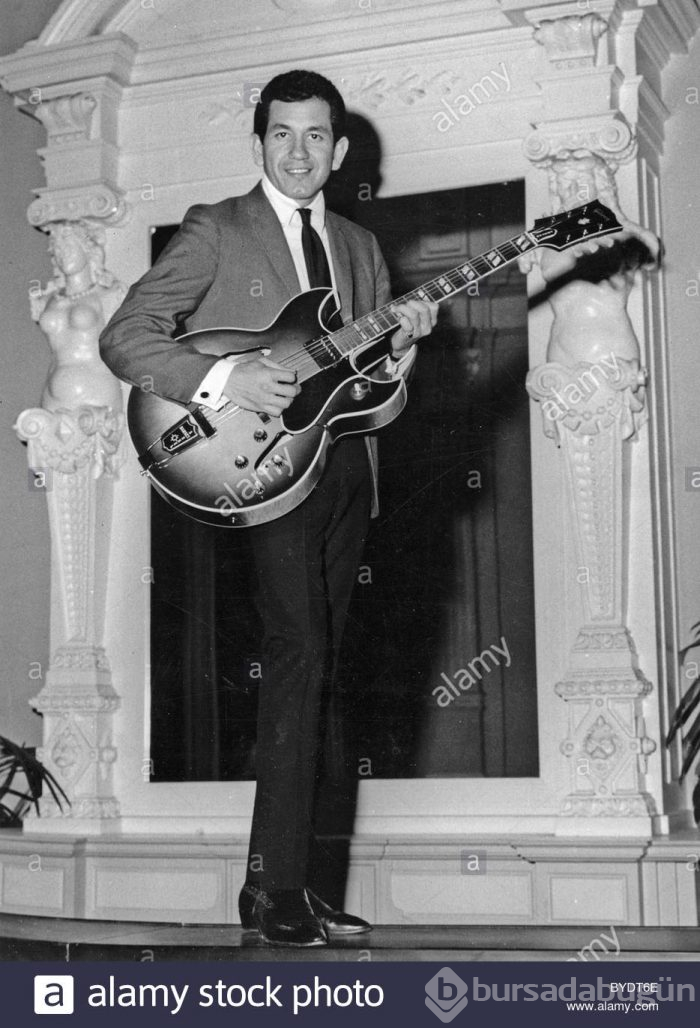 Ünlü müzisyen Trini Lopez coronadan hayatını kaybetti
