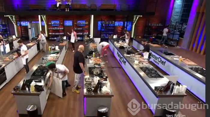 MasterChef'te hata yapan Büşra gözyaşlarına boğuldu