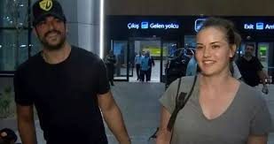 Fahriye Evcen'den Burak Özçivit'e: Bu nasıl bakış