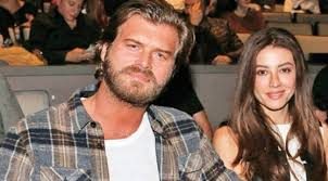 Kıvanç Tatlıtuğ'un hayranları Başak Dizer'i kıskanıyor