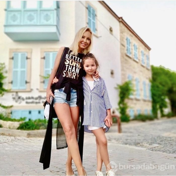 Ayşegül Yıldız, Bodrum tatilinde