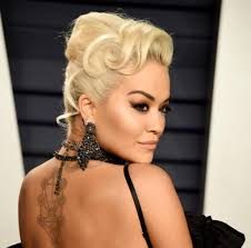 Rita Ora'dan cesur paylaşım